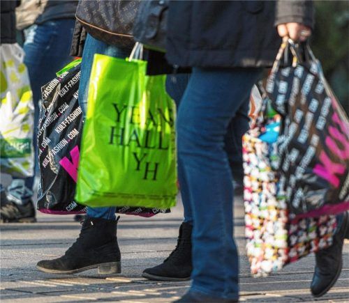 Cima-Projektleiter Christian Hörmann legte im Gemeinderat dar, dass Kaufkraft aus Oberaudorf in die Region abfließe.Foto dpa
