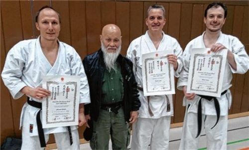 Dan-Prüfungen beim TV Feldkirchen