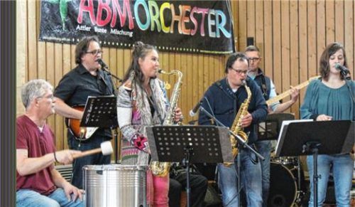 Das ABM-Orchester der Stiftung Attl umrahmte den Festakt.Fotos Schauberger