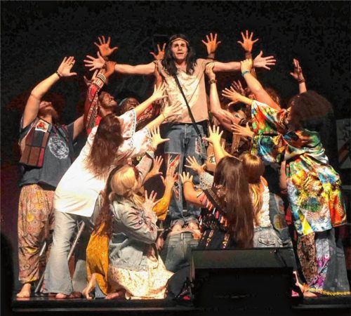 Das Musical „Hair“: temperamentvoll und voller Lebenslust. Foto  jacobi