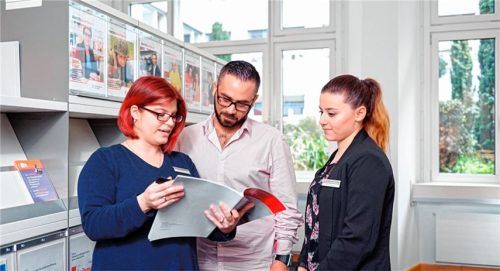 Die Berufsberater der Agentur für Arbeit helfen bei der Suche nach dem richtigen Studiengang oder Ausbildungsplatz weiter und bieten eine Fülle von Informationen.
