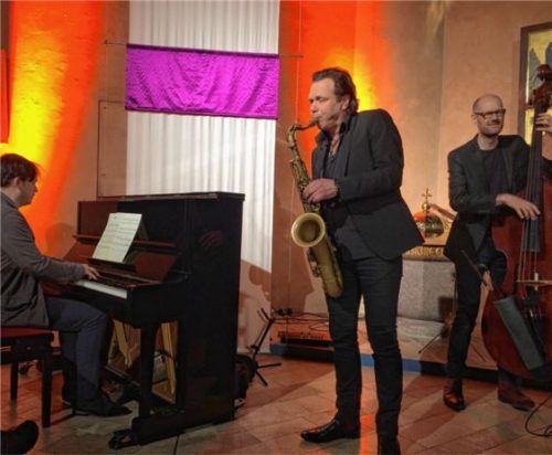 Die „Friends“: Chris Gall, Mulo Francel und Sven Faller (von links). Foto  Schneider