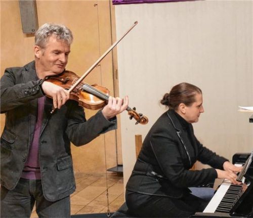 Edwin Schmitz und Elena Badlo beim Konzert. Foto  Kirchner