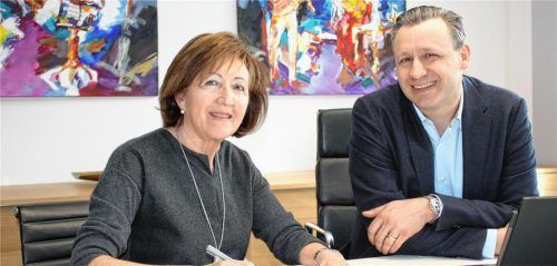 Ein gutes Team: Franziska Bauer, Geschäftsleitung, und Sohn Franz Bauer. Mit seiner Schwester Alexandra Unterholzer gehört er zur Geschäftsführung. Franz Bauer senior ist Beiratsvorsitzender.Foto sen