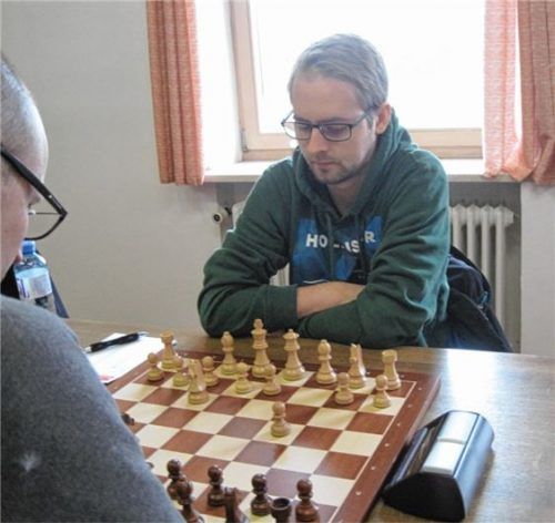 Georg Fröwis gewann am Spitzenbrett mit einer starken Leistung und brachte die Innstädter in Führung.