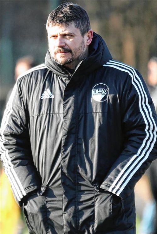 Gerhard Kukucska ist neuer Trainer beim TSV Ampfing. Foto Zucker