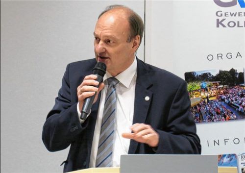 Hauptredner beim Frühjahrsempfang der Wirtschaftsverbände Rosenheim-West: Münchens Polizeipräsident Hubertus Andrä.Foto Baumann