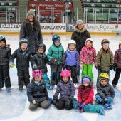 „Kleine Strolche“ bei den Starbulls