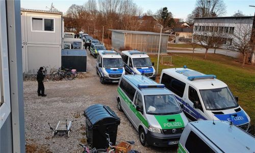 Immer wieder im Fokus der Polizei: die Asylbewerber-Unterkunft in Bad Aibling. Foto re