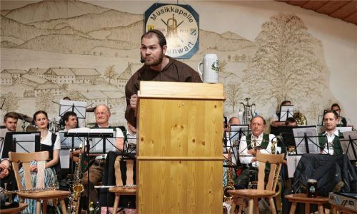 Nahm vor allem die lokale Politik aufs Korn: Bruder Barnabas alias Andreas Stoib.