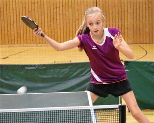 Obwohl Lena Fischer einmal im Einzel punktete, konnte sie auch nur wenige Akzente setzen. Foto  Erlich