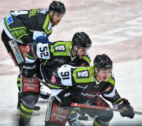 Und los geht‘s: Yannick Wenzel, Matthias Bergmann und Fabian Zick (von links) sind bereit für die Play-offs.Foto Ziegler