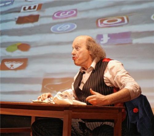 Wie ein Tornado fegt Arnulf Rating durch die erste Hälfte seines Programms.Foto ahn