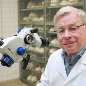 Die Rechtsmedizin am seidenen Faden