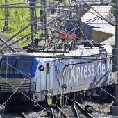 Zug entgleist: Bahnstrecke Richtung Osten dicht