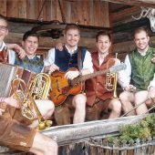 Noch Karten für Stadl Brass in Aschau
