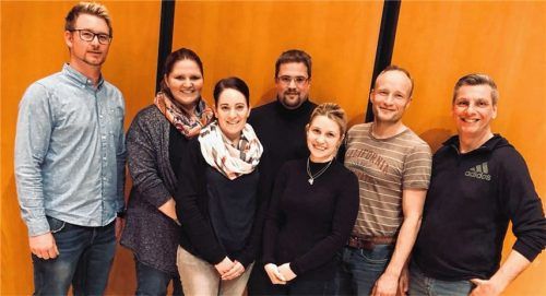 Das Präsidium des Faschingsvereins Mangfalltal wurde im Amt bestätigt.Foto re