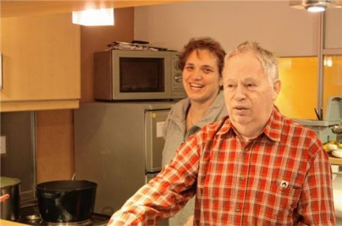 Die Tafelritter Angie Lippert und Ferdinand Walesch hoffen auf Unterstützung.Foto re
