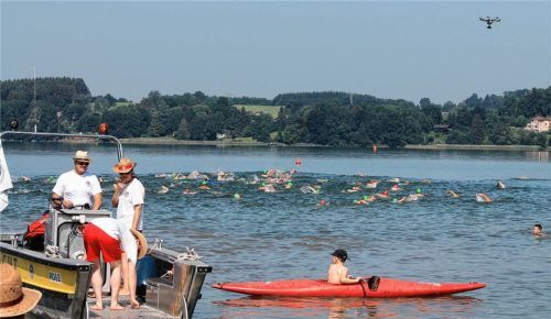 Die Wasserwacht wird auch in diesem Jahr wieder das Chiemgau Thermen Schwimmen sichern. Foto  Nowotny