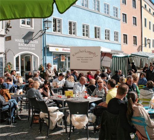 Die Wettervorhersage für das Wochenende sieht gut aus und macht Hoffnung auf eine Pause in der Sonne bei einem Kaffee oder einem Eis.