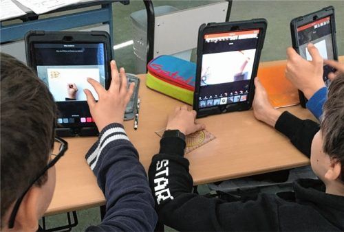 Ein Einblick in die Unterrichtswelt der iPad-Klasse an der Mittelschule Aising-Pang. Fotos Striffler
