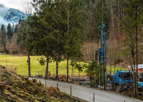 Eine Bohrstelle, zwei Ansichten