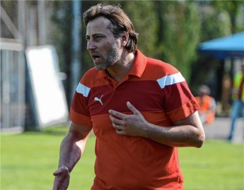 Ernüchterung im Abstiegskampf: Kolbermoor-Interimscoach Robert Straub musste die zweite Niederlage in Folge hinnehmen.Foto Ruprecht