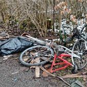 Müllberg empört Spaziergänger