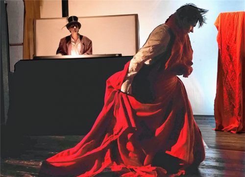 Poetische Sprach- und Bewegungsbilder: Josef Ellmayer und Rocco Heimannsberg (rechts).Fotos  Jacobi