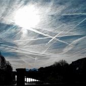 Schlieren am Himmel über Kolbermoor