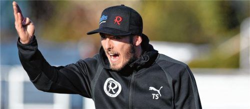 Sechziger-Trainer Tobi Strobl steht mit seinem Team heute vor einer enorm wichtigen Partie in Bayreuth. Foto Ziegler