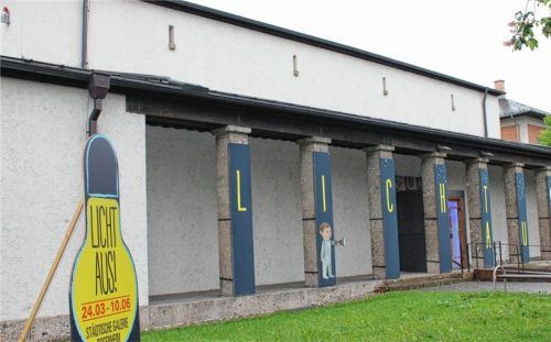 Städtische Galerie (links) und Städtisches Archiv leiden unter Feuchtigkeitsproblemen: Bei Starkregen drohen Überschwemmungen der Keller. Fotos Rossteuscher