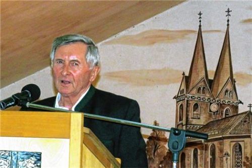 Von stürmischen Zeiten und Tiefwurzlern sprach Ex-Landtagspräsident Alois Glück gestern bei der Wallfahrt des Männervereins in Tuntenhausen. Foto stache