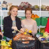 Firmlinge engagieren sich bei der Tafel