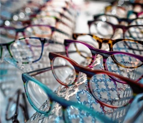 Brillen im Wert von rund 480000 Euro erbeutete ein Rumäne unter anderem bei Einbrüchen in der Region.Foto  dpa