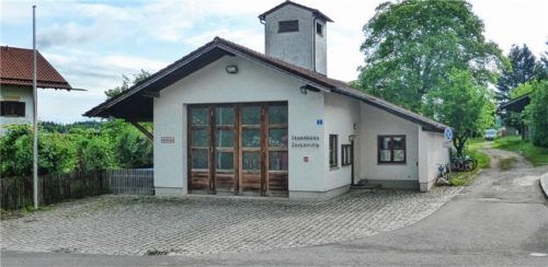 Das alte Feuerwehrhaus in Zaisering: Was soll daraus werden?Foto ske