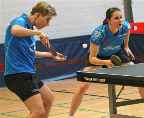 Das DTTB-Team, das unter anderem mit den Kolbermoorerinnen Kristin Lang und Sabine Winter am Start war, musste sich im Achtelfinale knapp geschlagen geben. Foto Erlich