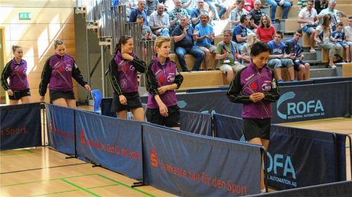 Der letzte Einmarsch der Kolbermoorer Bundesliga-Damen vor heimischer Kulisse soll am Sonntag zu einem Triumphmarsch werden.Foto Erlich