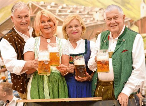 Die Brauereifamilie Steegmüller führt seit Jahrzehnten erfolgreich die Geschäfte. Die Auszeichnung zu einer der besten zwölf Brauereien Deutschlands ist die Belohnung für jahrelanges Engagement der Inhaber und ihrer Mitarbeiter, die das Brauhandwerk mit Leidenschaft ausüben.