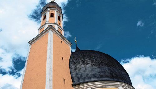 Ein außergewöhnliches Gotteshaus in der Region: Die barocke Rundkirche St. Johann Baptist-Heilig Kreuz in Westerndorf am Wasen.Fotos Aerzbäck