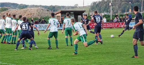 Gute Freistoßchance für den Kirchheimer SC in Ramsau.Foto Semerad