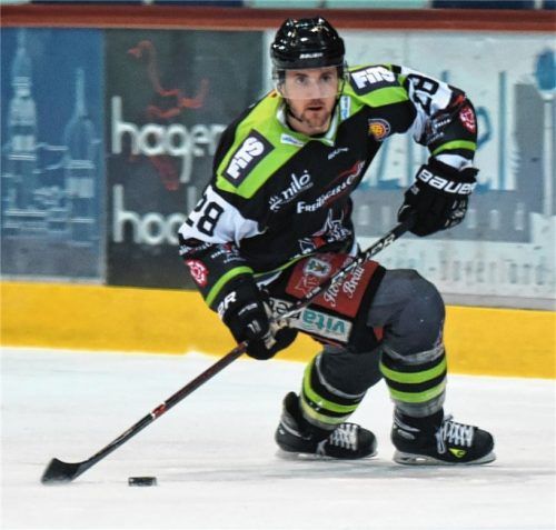 Verteidiger Micky Rohner beendet seine Laufbahn nach fast 800 Spielen für die Starbulls Rosenheim.Foto Ziegler