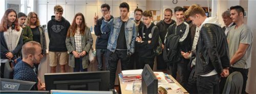 Zehntklässler zu Besuch im OVB-Medienhaus