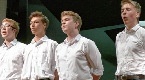 Zornig-rockig protestierten vier Schüler mit dem Song „I don’t like Mondays“ gegen die Waffenlobby der USA.Foto janka