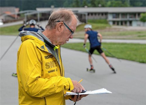 Cheftrainer Wolfgang Pichler bereitete sich in Ruhpolding mit den schwedischen Biathleten auf die neue Saison vor. „Der beste Platz der Welt für das Sommertraining“, lobt er die Bedingungen. Foto  Wukits
