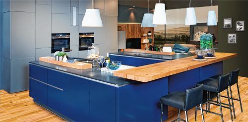 Die optimale Höhe der einzelnen Arbeitsbereiche, aber auch das Innenleben hinter den Fronten können den Bedienkomfort in einer Küche enorm erleichtern. Foto  ewe Vida