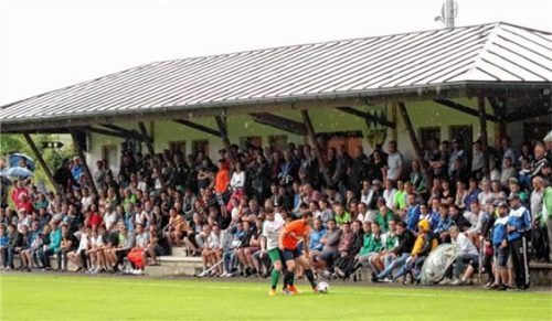 Die Partie zwischen Oberndorf und Maitenbeth in Ramsau verfolgten über 600 Zuschauer. Semerad