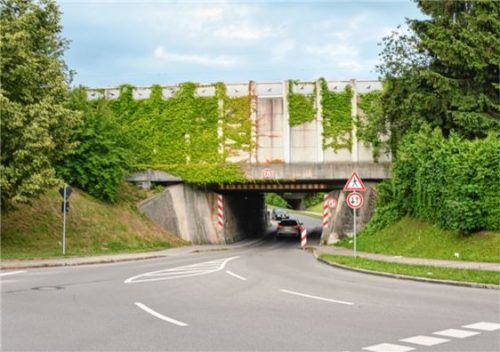 Die Unterführung an der Bahnhofstraße soll 2024 erneuert und dann zweispurig ausgebaut werden. Foto mw