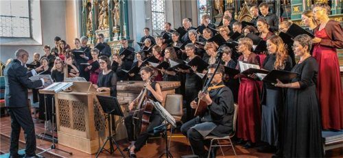 Mehr als nur Johann Sebastian: Mit dem Orpheus-Chor konnte man die Musik gleich mehrerer Mitglieder der Bach-Familie entdecken. Foto Kirchgraber