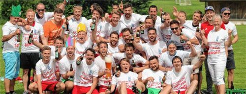 Nach dem Meistertitel in der B-Klasse 7 und dem vorzeitigen Aufstieg in die A-Klasse ist die Relegation für Inzell II kein Thema mehr. Ein 1:1-Unentschieden in Weildorf reichte der Mannschaft von Trainer Martin Maier.